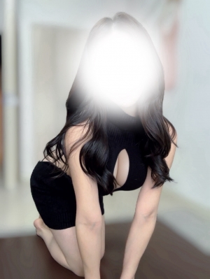 艶肌-TSUYAHADA-のセラピスト「えま」